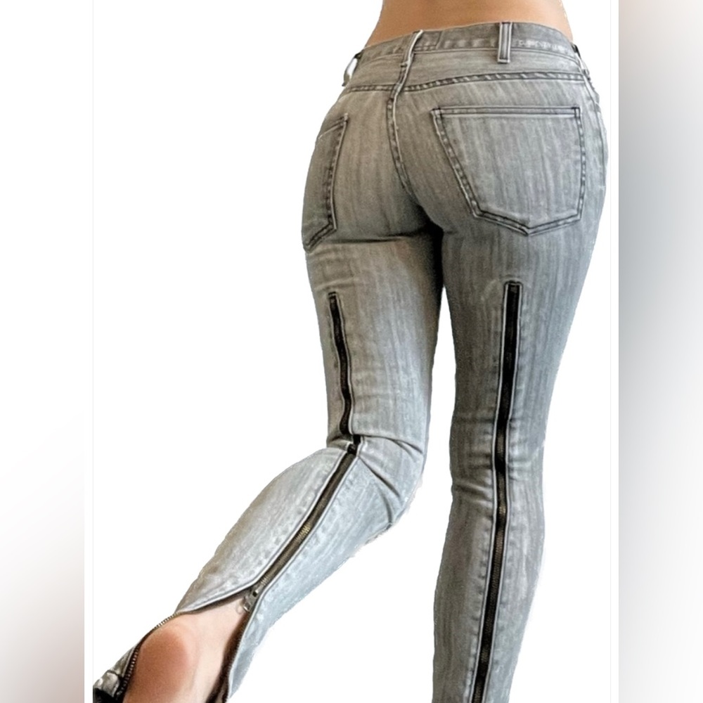 SOLD Current/Elliott Gray Skinny Zip Semi-distressed Jeans Sz 26